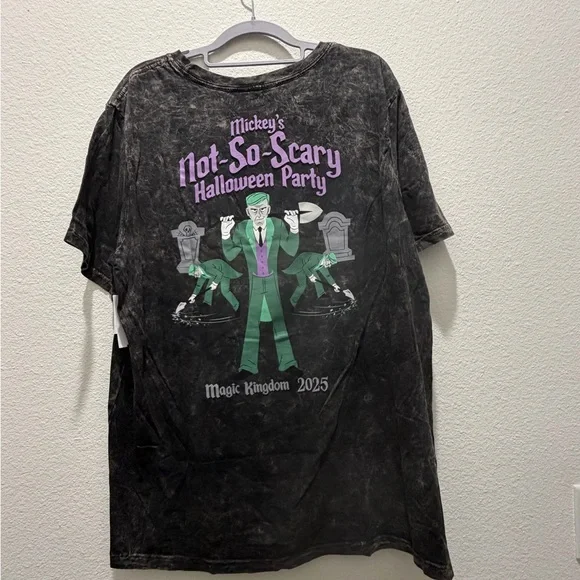 2025 Disney Mickey’s Not So Scary Halloween Party Shirt Haunted Mansion Groom - Picture 1 of 9